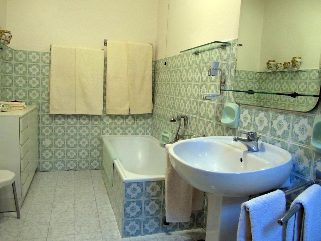Villa Iachia Ruda Bilik gambar